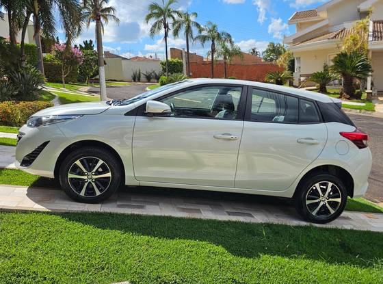 TOYOTA YARIS 1.5 16V FLEX XLS CONNECT MULTIDRIVE